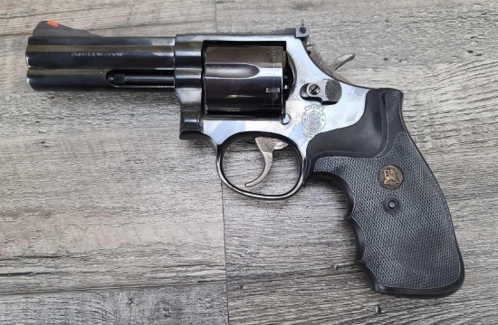 SMITH & WESSON MODEL 586-1
