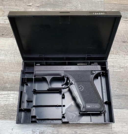 HECKLER & KOCH MODEL P7M8