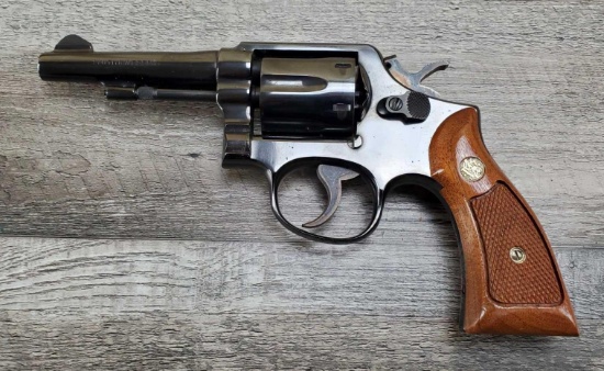 SMITH & WESSON MODEL 10-5