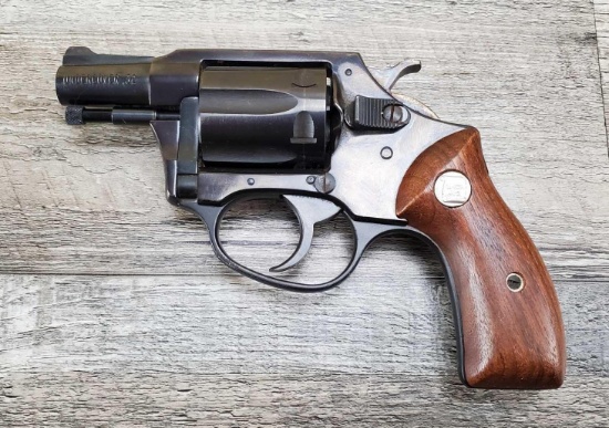 CHARTER ARMS MODEL UNDERCOVER