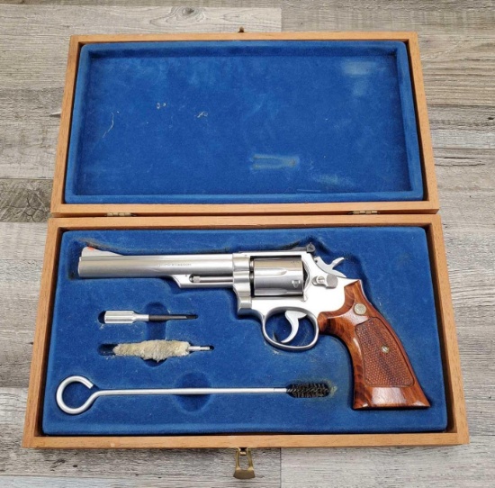 SMITH & WESSON MODEL 66-1