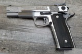 SMITH & WESSON MODEL 945
