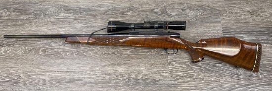 WEATHERBY MARK V .300 BOLT ACTION RIFLE