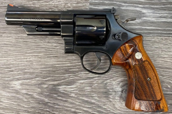 SMITH & WESSON 22-5 .45 COLT REVOLVER
