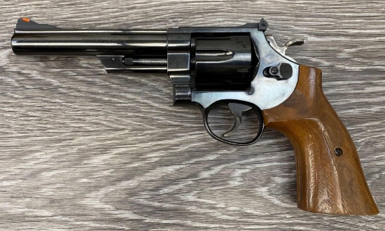 SMITH & WESSON 57 .41 MAGNUM REVOLVER