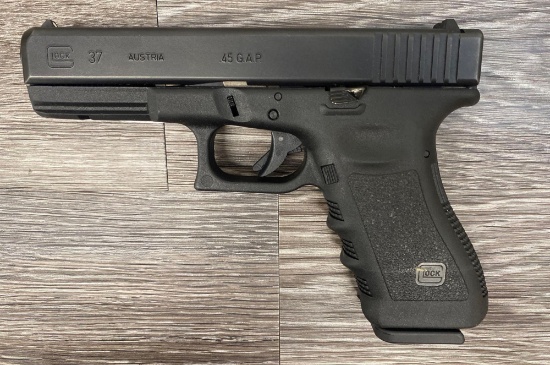 GLOCK 37 .45 GAP SEMI-AUTOMATIC PISTOL