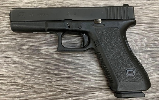 GLOCK 22 .40 SEMI AUTO PISTOL
