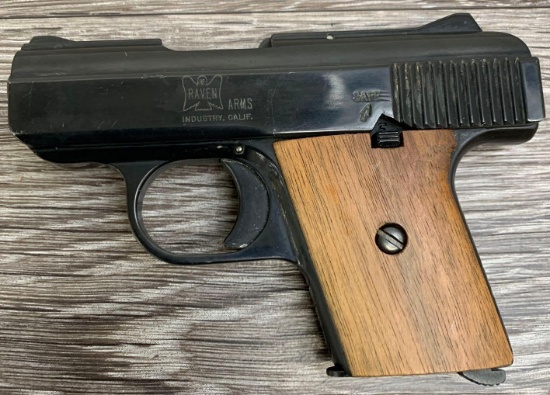 RAVEN ARMS MP25 25 SEMI AUTO PISTOL