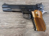 SMITH & WESSON MODEL 52-2 SEMI AUTO TARGET PISTOL .38 SPECIAL MID-RANGE CAL.