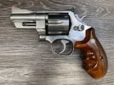 SMITH & WESSON MODEL 624 DA REVOLVER .44 SPECIAL CAL. w/ FACTORY BOX/DOCS/ACCESSORIES/EXTRA GRIPS