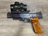 SMITH & WESSON MODEL 41 SEMI-AUTO .22 LR TARGET PISTOL w/ RED DOT SIGHT & FACTORY BOX