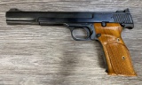 SMITH & WESSON MODEL 41 .22 LR SEMI-AUTO TARGET PISTOL