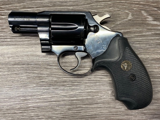 COLT DETECTIVE SPECIAL DA REVOLVER .38 SPECIAL CALIBER (CIRCA 1974)