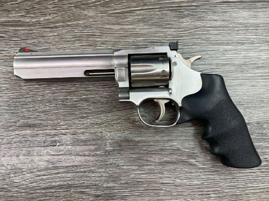 DAN WESSON MODEL DA STAINLESS .357 MAGNUM 5 REVOLVER