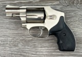 S&W MODEL 442 AIRWEIGHT STAINLESS DOUBLE ACTION REVOLVER .38 SPECIAL CAL.