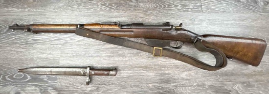 STEYR M95 BOLT ACTION RIFLE 8 X 50R CAL. w/BAYONET & SCABBARD