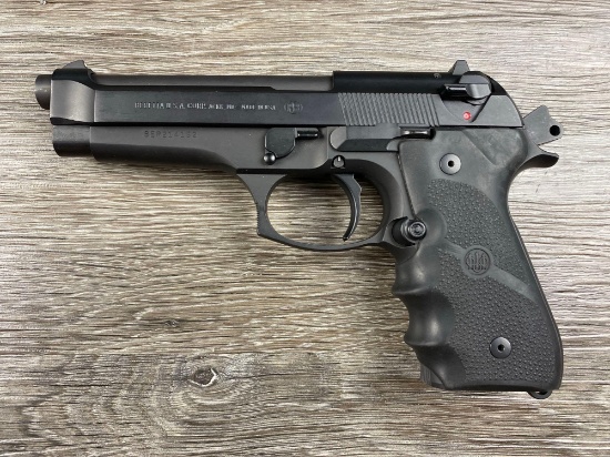 BERETTA MODEL 96 .40 S&W CAL SEMI-AUTO PISTOL