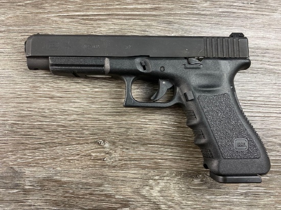 GEN 3 GLOCK MODEL 34 SEMI-AUTO PISTOL 9mm CIRCA 1987 | Guns & Military