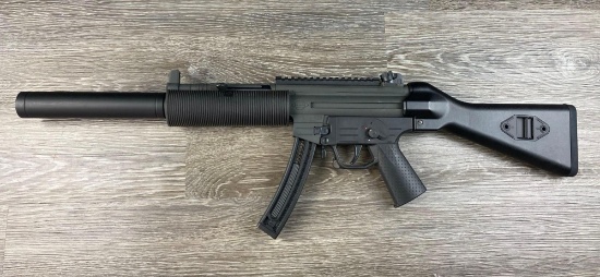 GERMAN GSG MODEL 522 SEMI-AUTO RIFLE, .22 LR CAL., w/16" BARREL ...