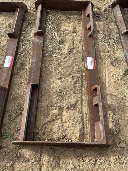 Skidsteer Mounting Bracket