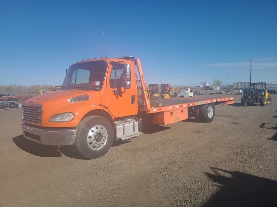 2016 Freightliner M2 Business Class S/A Hyd. Ramp Truck