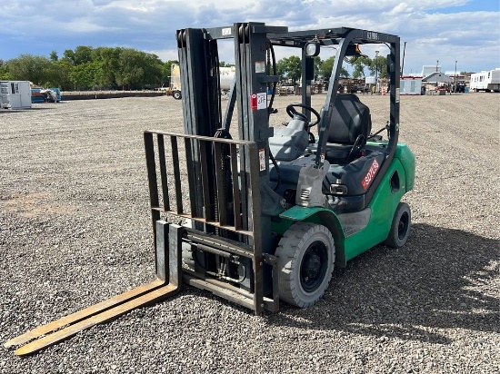 2014 Komatsu FG25T 5000lb Warehouse Forklift