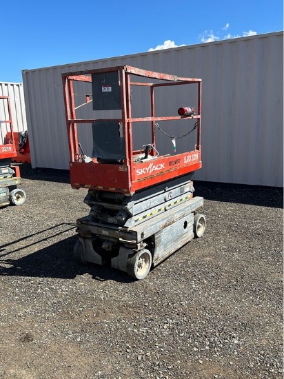 2014 Skyjack SJ111-3219 Scissor Lift