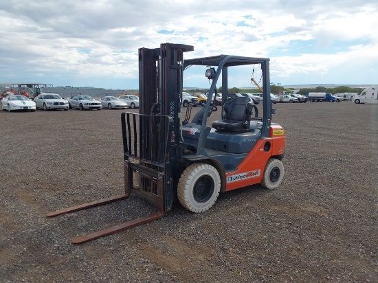 Toyota AFGU25 4500 LBS Warehouse Forklift