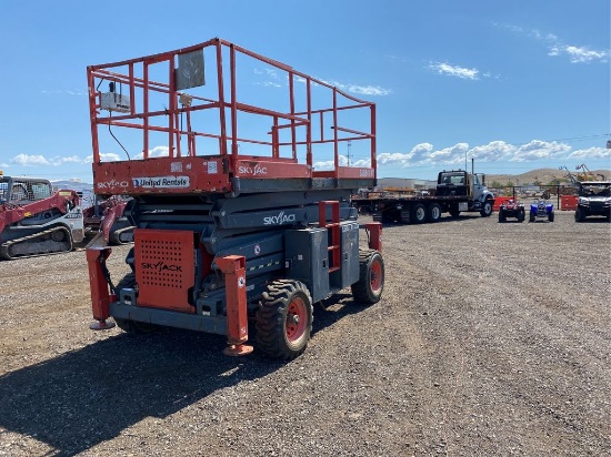 2014 Skyjack SJ8841RT 41ft Rough Terrain Scissor Lift