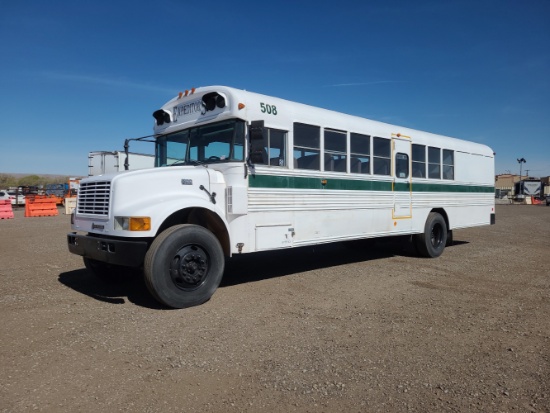 2000 International Bus