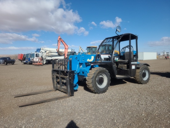 2017 Genie GTH-5519 5,500 lb 4X4X4 Telescopic Forklift