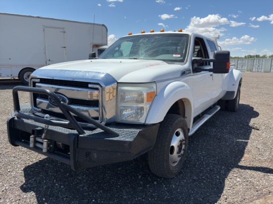 2013 Ford F-450 4X4 Pickup Truck