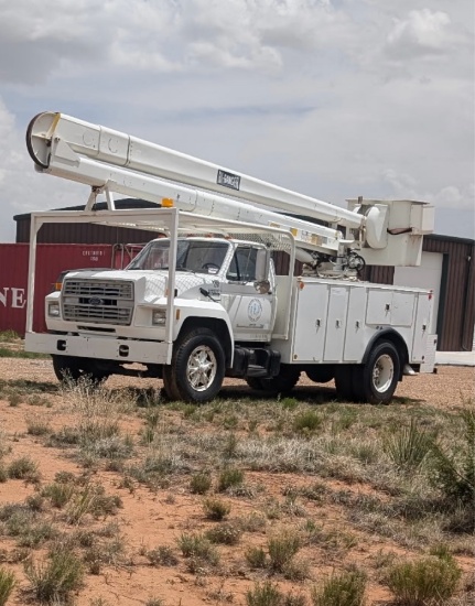 1991 Ford F700 Bucket Truck