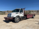 2002 International 4400 S/A Bed Truck