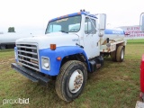 1986 INTERNATIONAL WATER TRUCK VN:11622 powered by diesel engine, equipped with manual transmission,