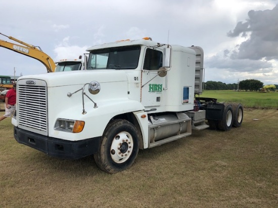 2000 Freightliner Tractor Truck with Sleeper