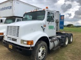 1995 International 8100 DayCab