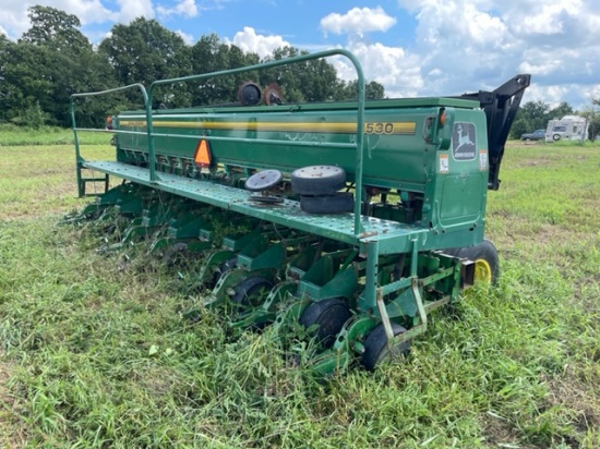 John Deere 1530 Grain Drill