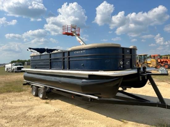 2017 Crest 230 Party Barge