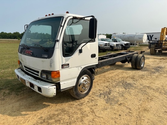 2001 GMC W5500 Cab & Chassis