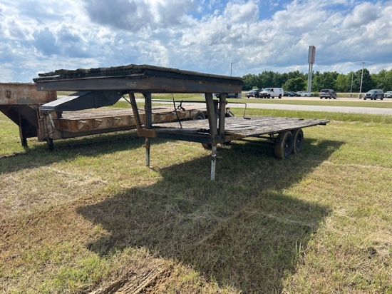24 ft. Gooseneck Trailer