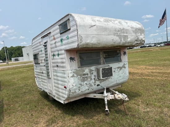 Camper 15 ft. Bumper Pull