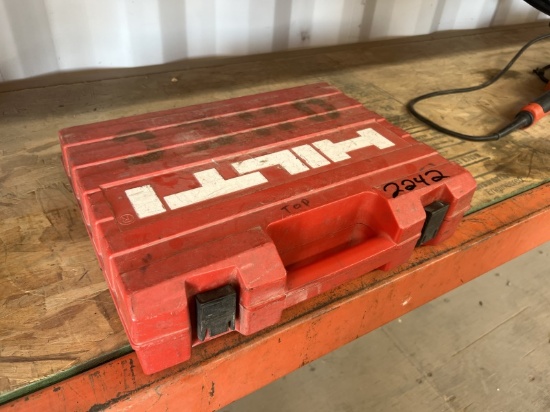 HILTI TE5 HAMMER DRILL