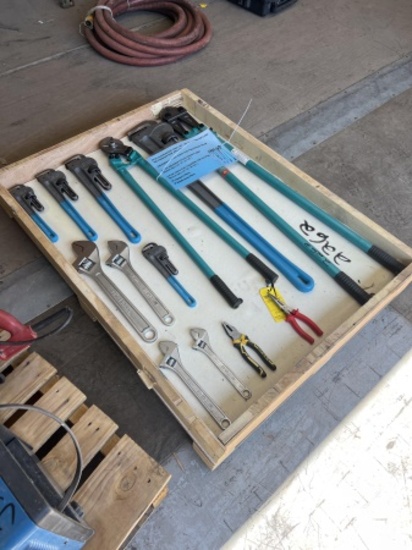 PALLET OF TOOLS