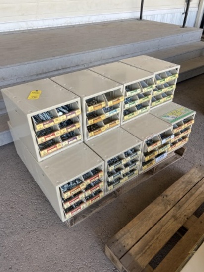 PALLET OF HARDWARE AND ORGANIZERS