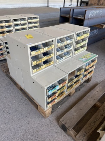 PALLET OF HARDWARE AND ORGANIZERS