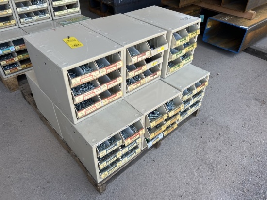 PALLET OF HARDWARE AND ORGANIZERS