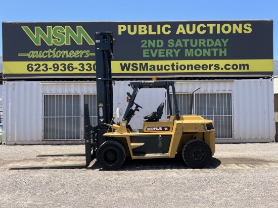 Caterpillar DP70 Forklift