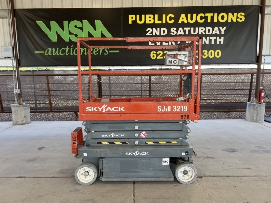 2016 Skyjack SJ III 3219 Scissor Lift