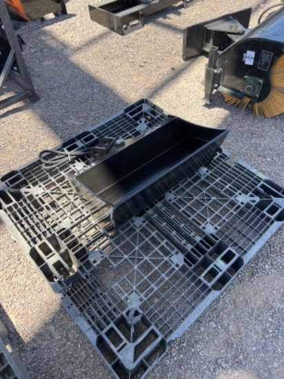 24IN SWIVEL BUCKET FOR MINI EXCAVATOR